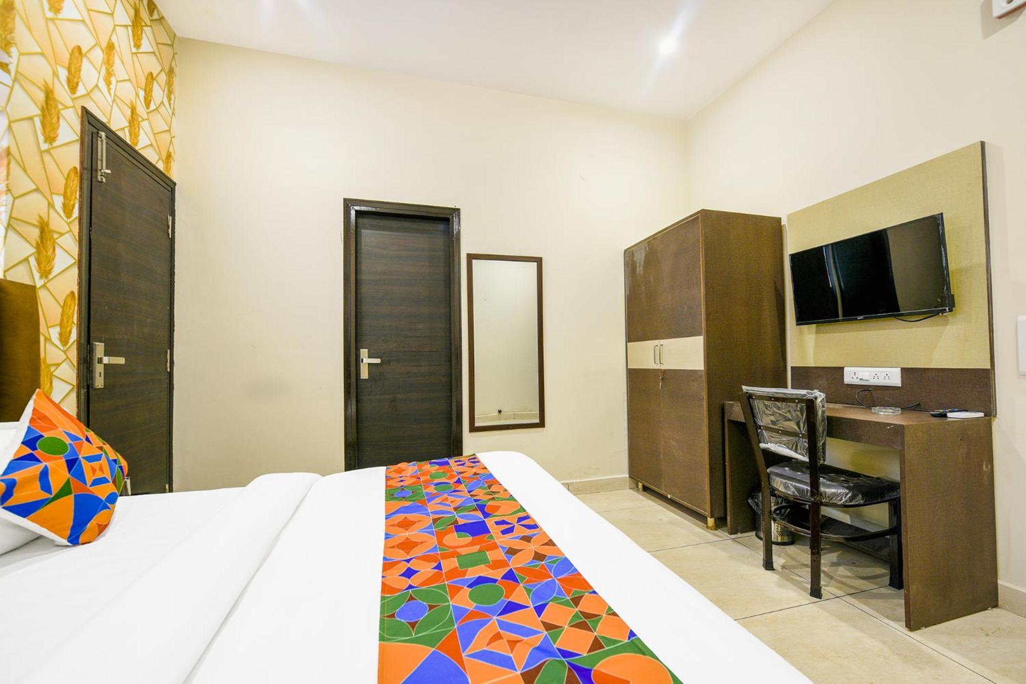 Fabhotel Royal Regency I Ludhiana Exterior foto