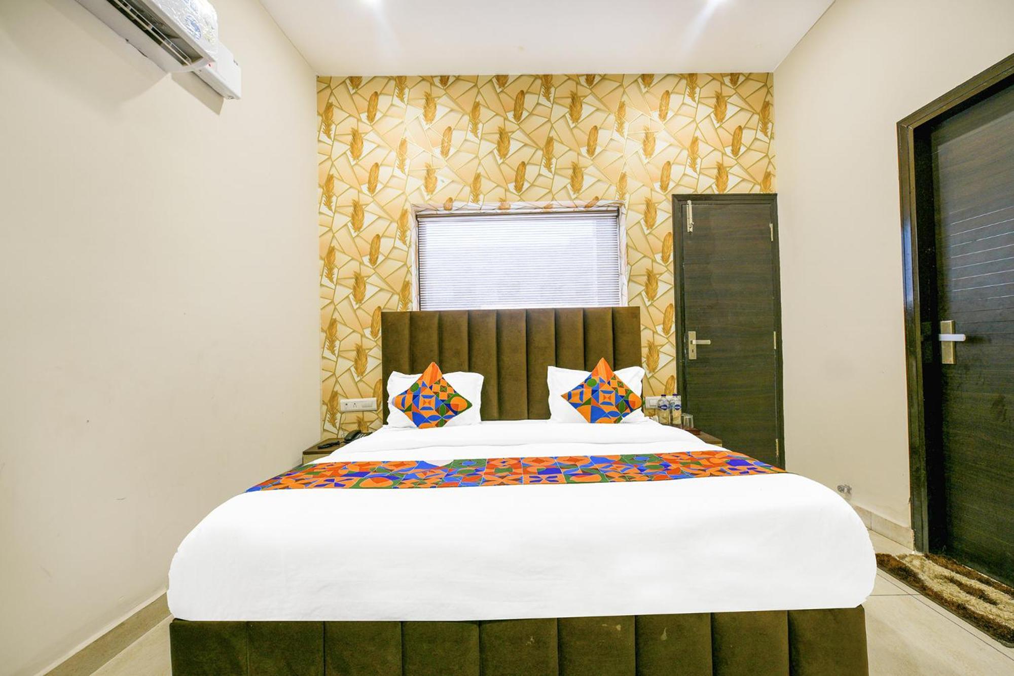 Fabhotel Royal Regency I Ludhiana Exterior foto